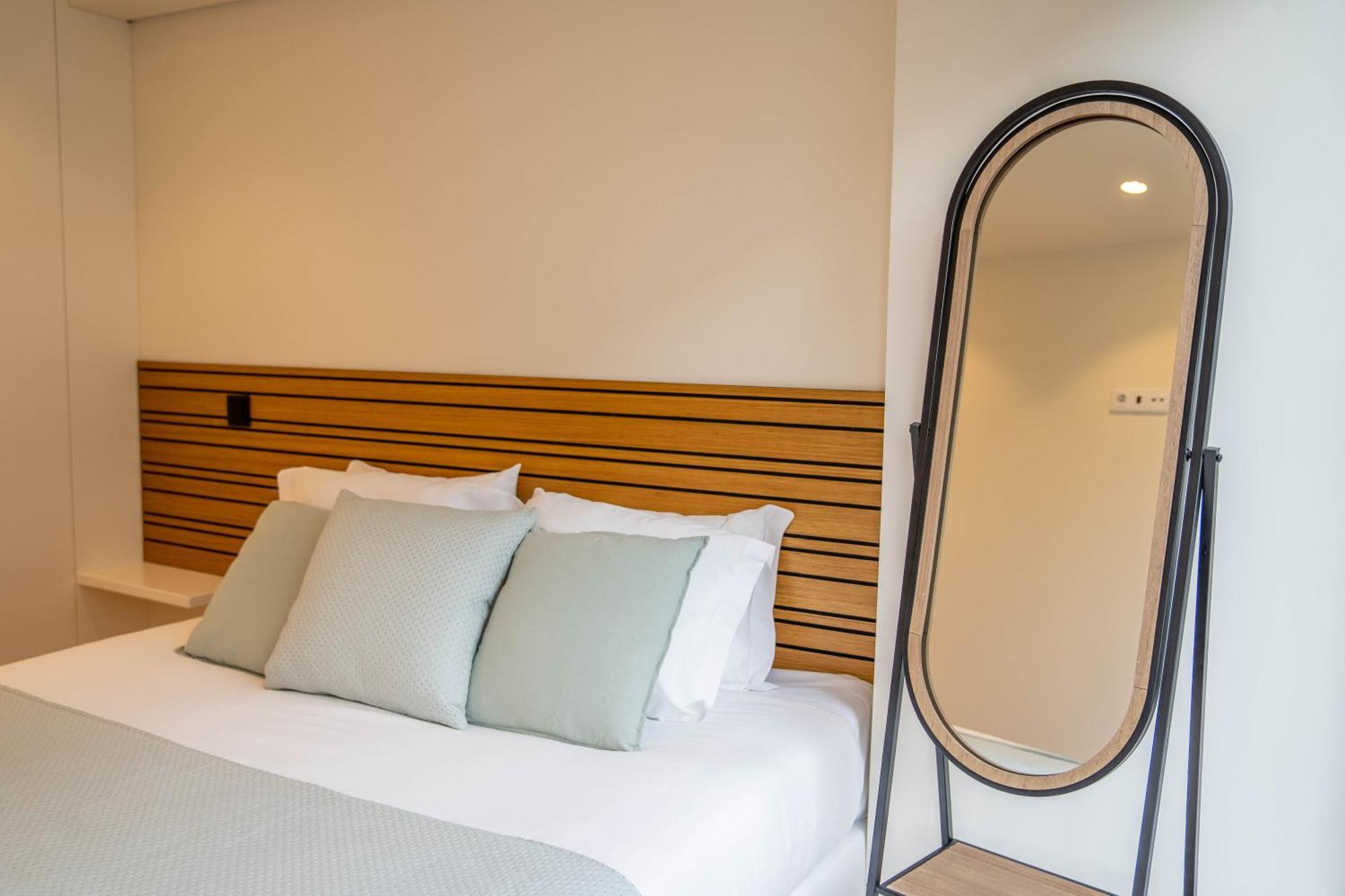 Trindade Bliss: 1Br W/ Free Parking By Lovelystay Порто Екстериор снимка